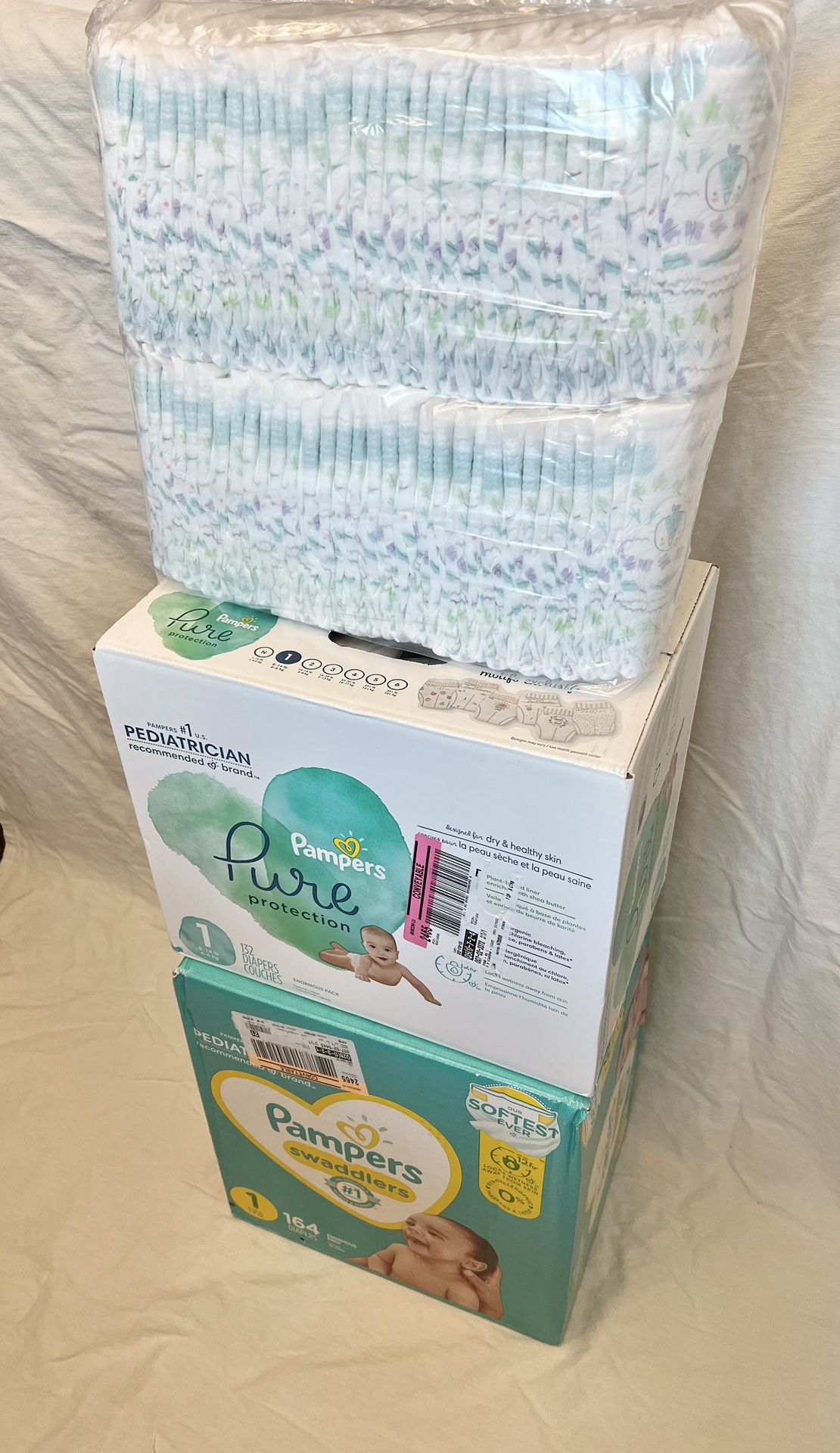 Size 1 Diaper lot: Pampers And Kirkland Brand