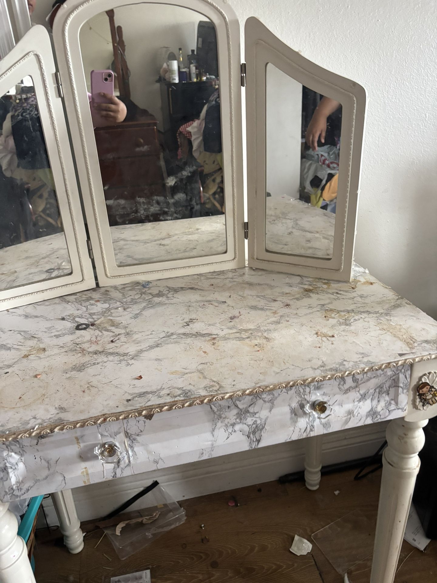 Makeup Vanity