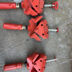 Three Things I I Don’t Know What’s For In Good Condition I Think For Folding Wire