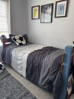 Twin Bed - Real Wood - Includes Box Spring