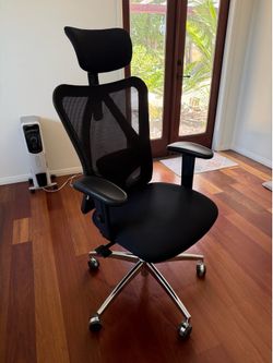 Ergonomic Adjustable Office Chair