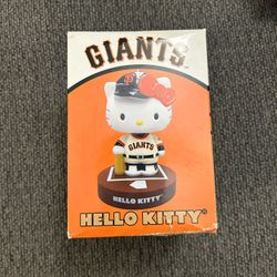 SF Giant Hello Kitty 