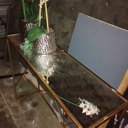 Mirrored Metal Frame Entry Table 