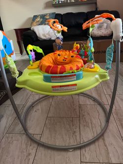 Baby bouncer