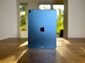 📱 Apple iPad Air 5 10.9 inch Tablet – Starting at $289, Save Up to 45% with 1-Year Warranty! Only $1 to Take It Home Today 💥