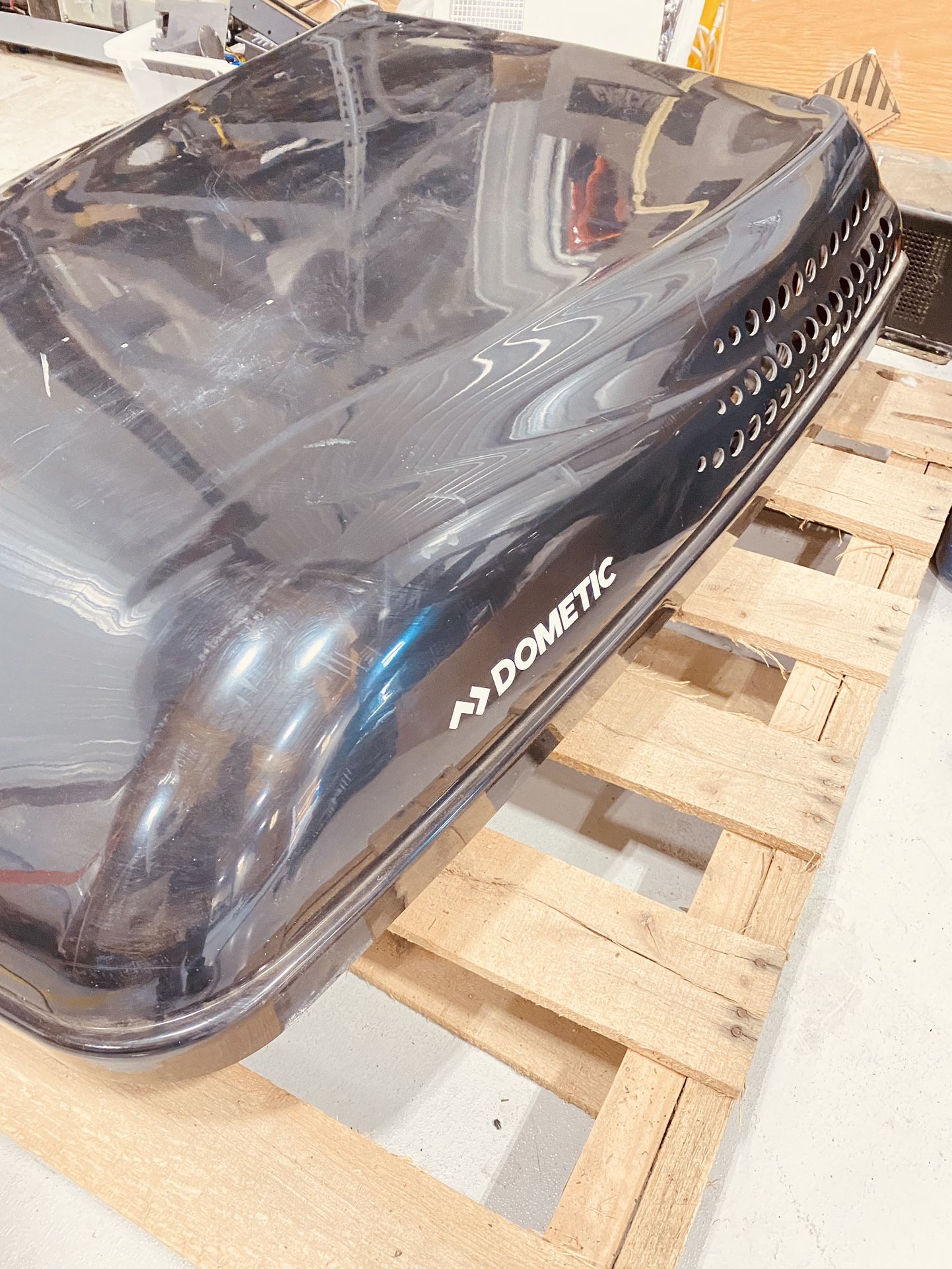 Dometic AC
