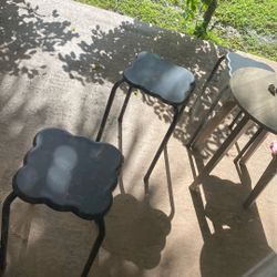 Set Of 4 Stools 