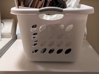 Laundry basket