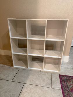 Cube shelving