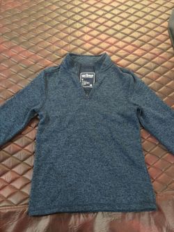 Youth Medium quarter zip sweatshirt