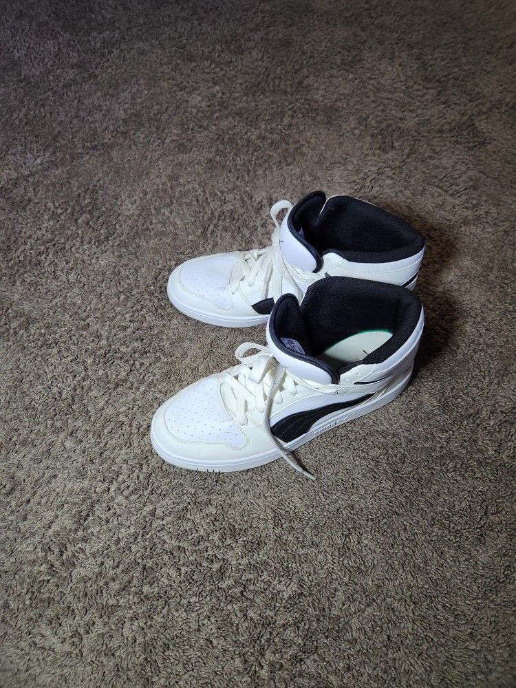 Shoes