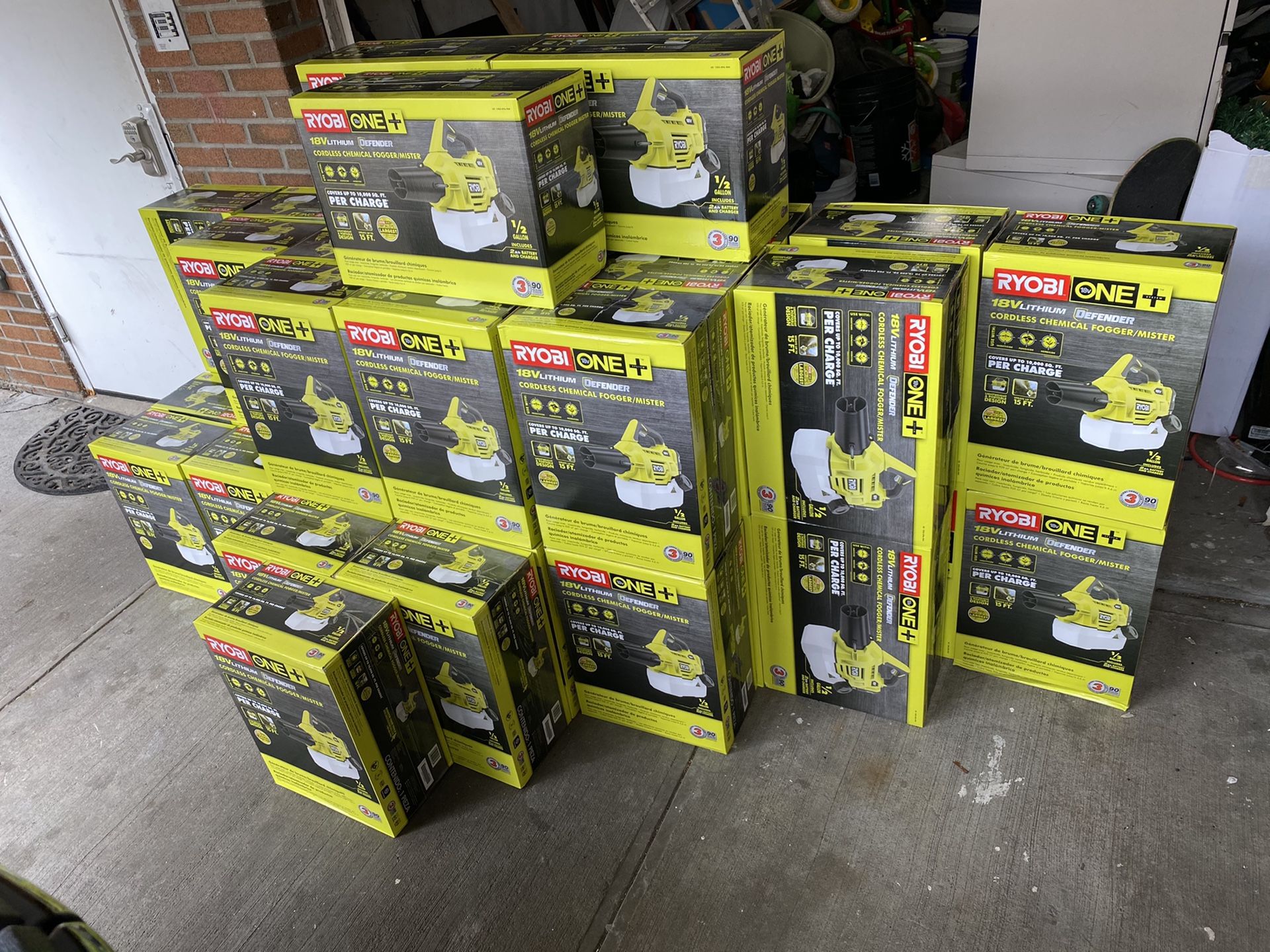 Ryobi Fogger/Mister w/ battery and charger. Disinfect for Sale in