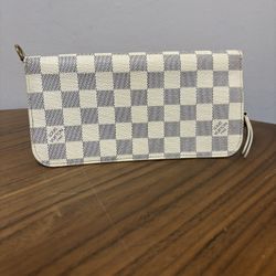 LOUIS VUITTON Damier Azur Insolite Wallet