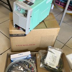 YESWELDER CUT-55DS PLASMA CUTTER DUAL VOLTAGE 110/220V Technology: Features a 55Amp non-touch pilot arc, allowing it to cut through rough, painted, an