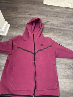 Nike tech Burgandy size M