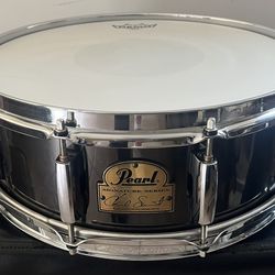 Pearl Snare Drum