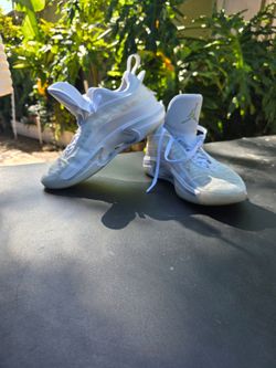 JORDAN  size 12 man