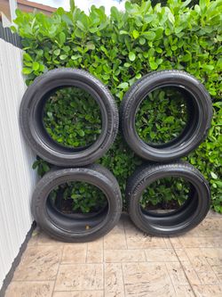 275/50R22 Tires Set of 4, Michelin Defender & Bridgestone Alenza, Good Tread