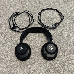 Steel series headphones