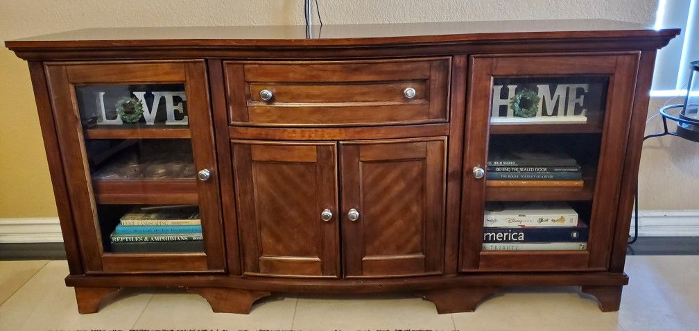 TV Cabinet / Media Center / Dispay Cabinet