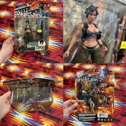 Vintage 2000 Rising Stars Series 1 Critical Maas Action Figure Gray Top Variant