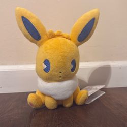 Eevee Plushie 