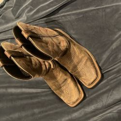 Justin’s Boots Size 9 