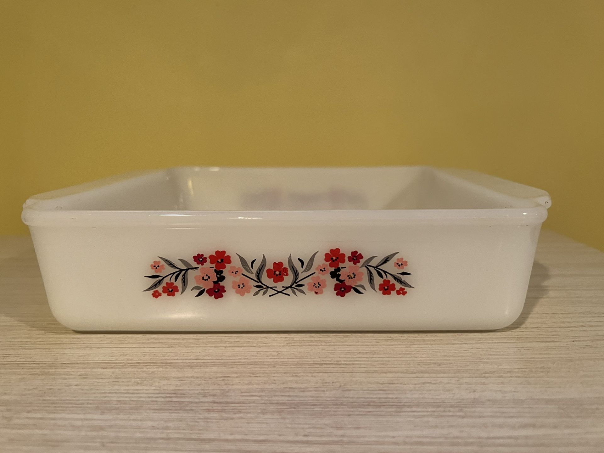 Primrose Casserole Dish