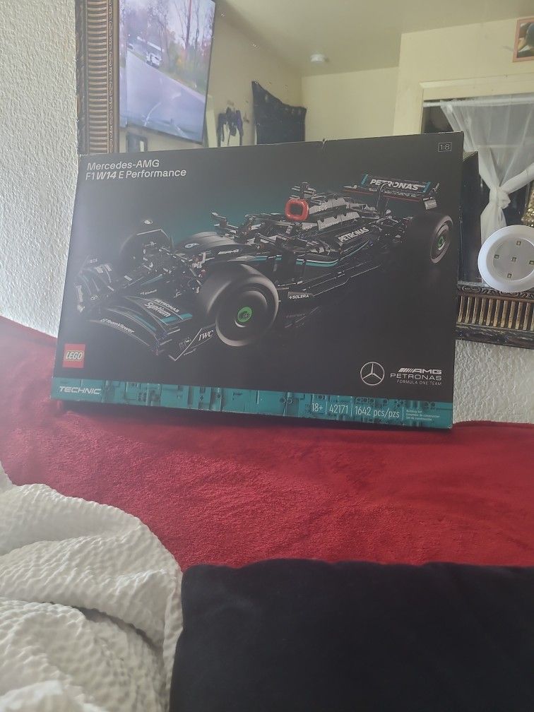 Lego *Mercedes-AMG F1 W14 Performace