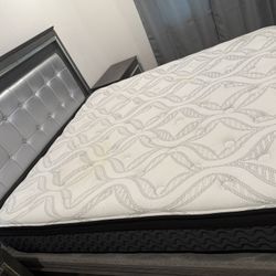 King mattress on sale 12" discounted now