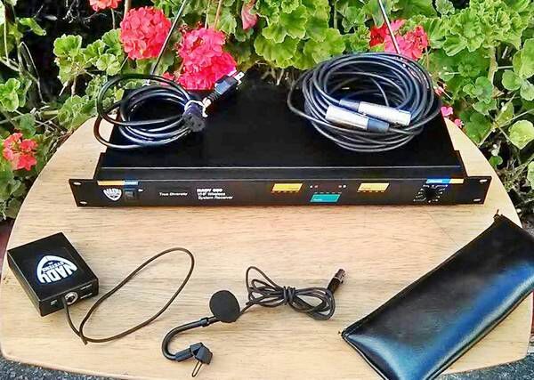 NADY 650 VHF WIRELESS SYSTEM - TRANSMITTER+RECEIVER+ Mic and More...