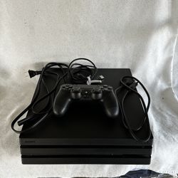 PlayStation 4 Pro 1TB Set Jetblack $250