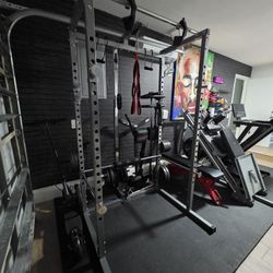 Multifunctional Cage
