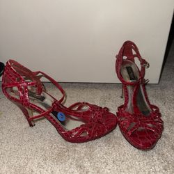 White House Black Market High Heels - Size 7M