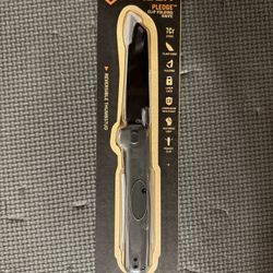 Gerber “Pledge” Knife