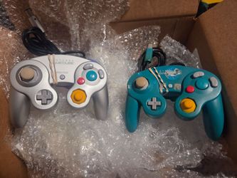 Nintendo Gamecube controllers