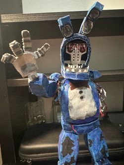 Custom Withered Bonnie papercraft action figure (READ DESCRIPTION)