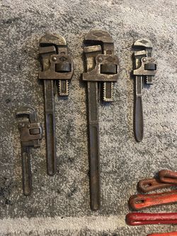4 Vintage Stillson pipe wrenches