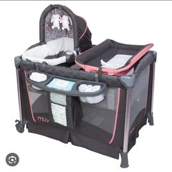 Playpen With Bassinet And Mattress 