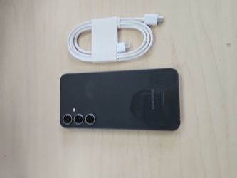 Samsung s23fe.  128gb.  Unlock any sim