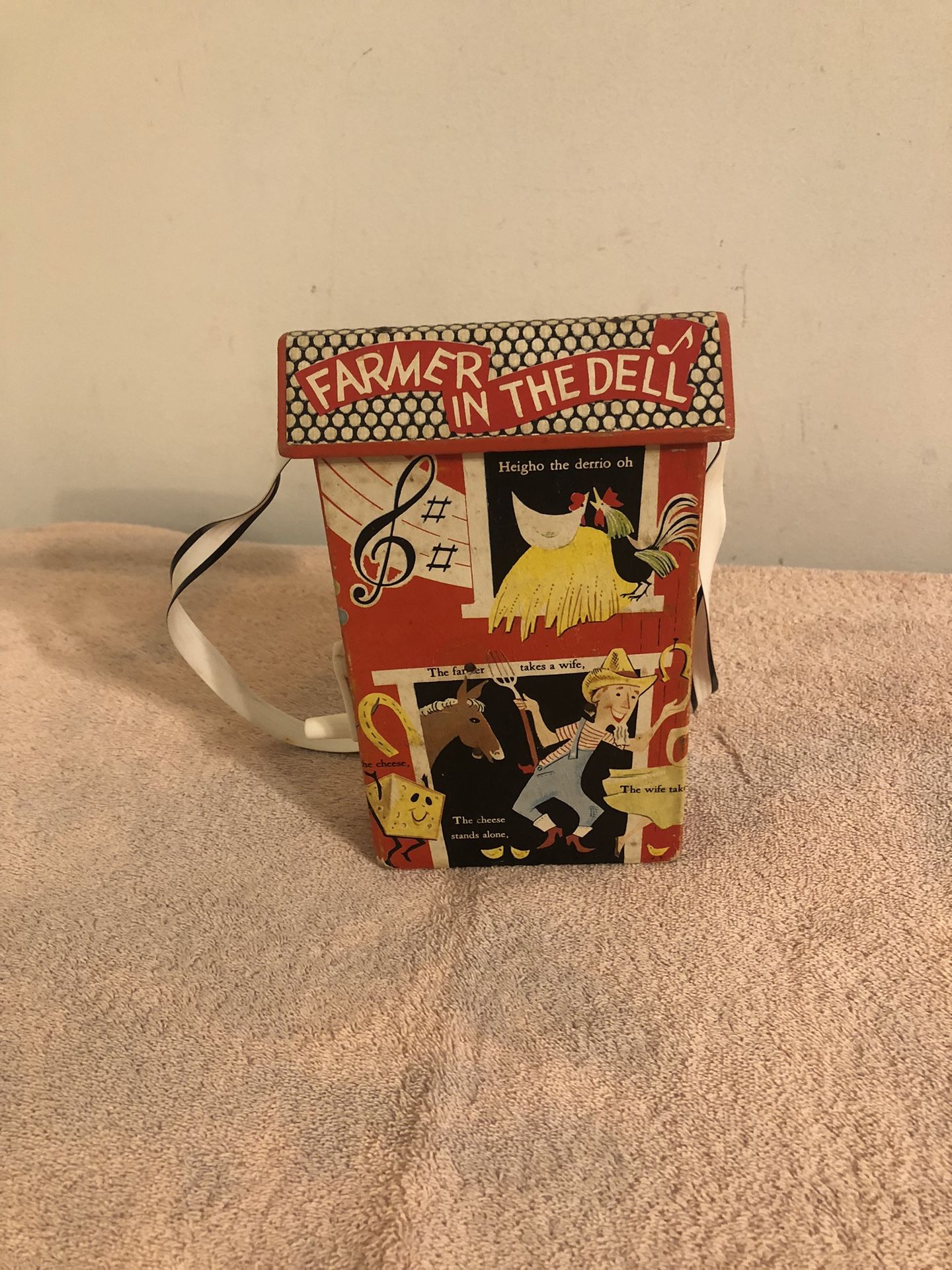 Vintage Fisher Price Farmer In The Dell Crank Music Box With Strap #764 Works