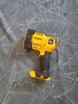 Dewalt light