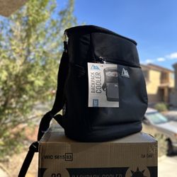 NEW Travel Cooler Backpack 18 Can Capacity