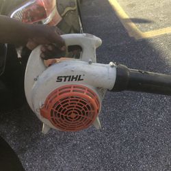 Stihl Leaf Blower (LOCAL DELIVERY OR MEET)