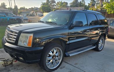 2004 Cadillac Escalade