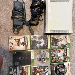 Xbox 360 + 10 Games (hablo Espanol)