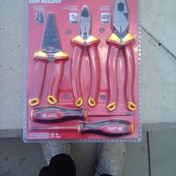 Milwaukee Buy Piece Hand Tool Set Insulated