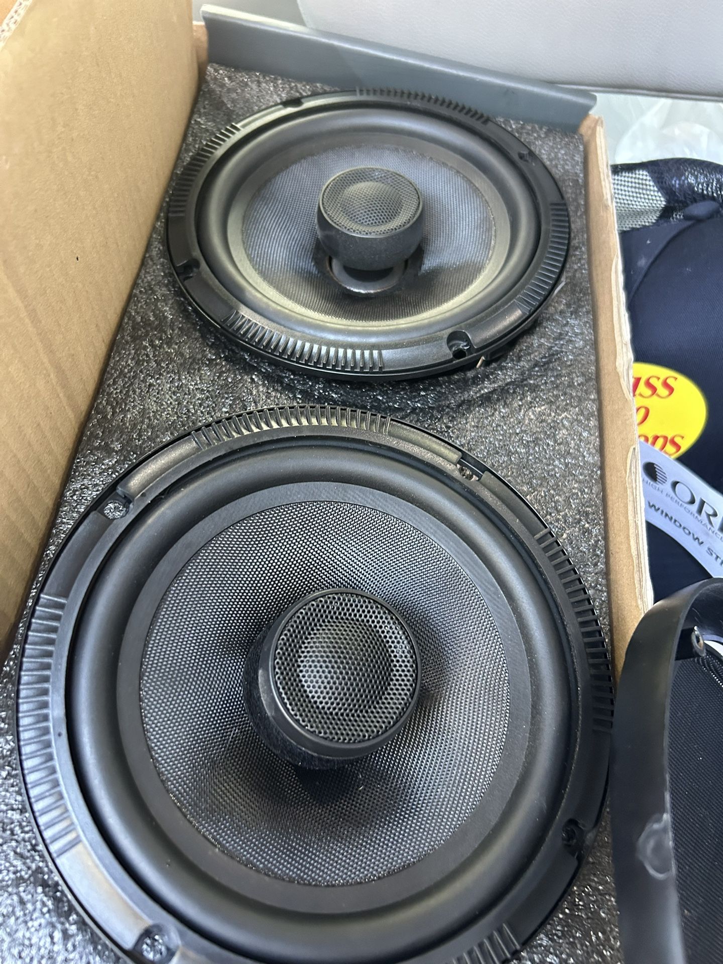Pair Of Speakers 6.5 CT Sound Coaxial Speaker