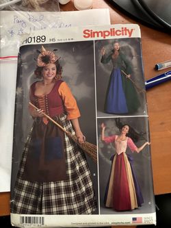 Simplicity H0189 Witch Costume Sewing Pattern