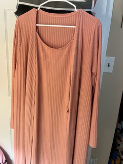 Maternity clothes